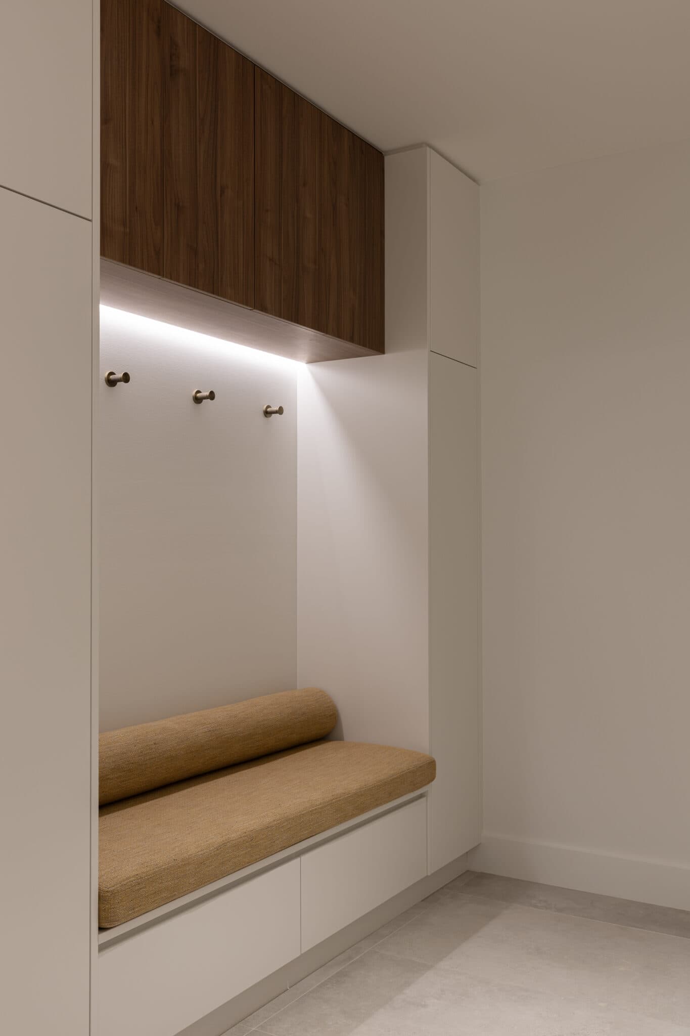 Horizon gallery image